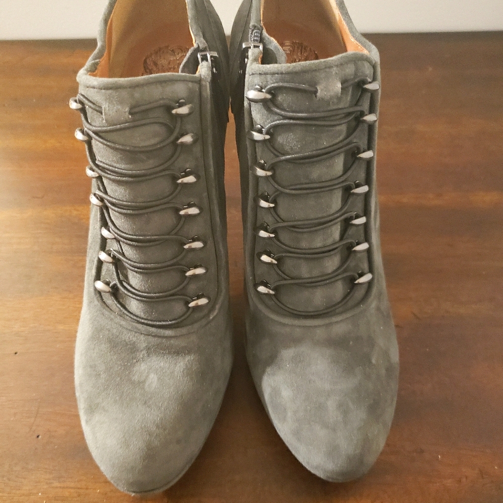 Gray Suede Bootie Vince Camuto 8.5